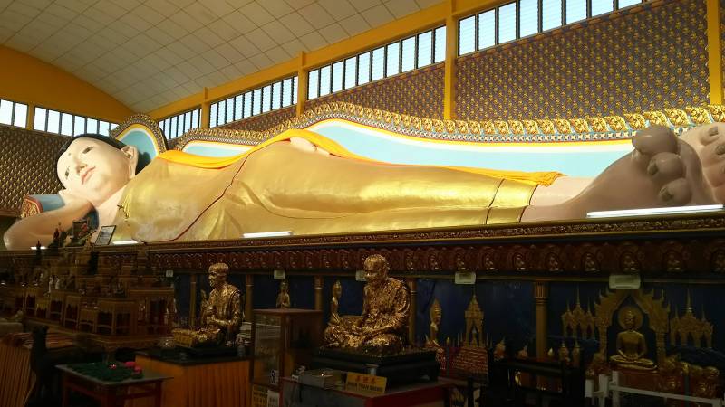 涅槃仏寺院